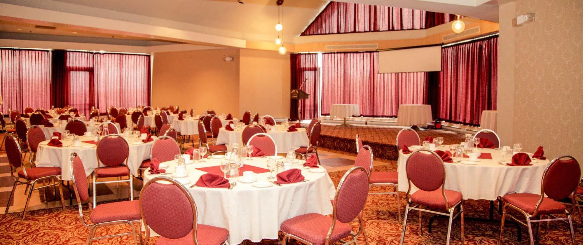 Albatross Hotel Gander Esterno foto